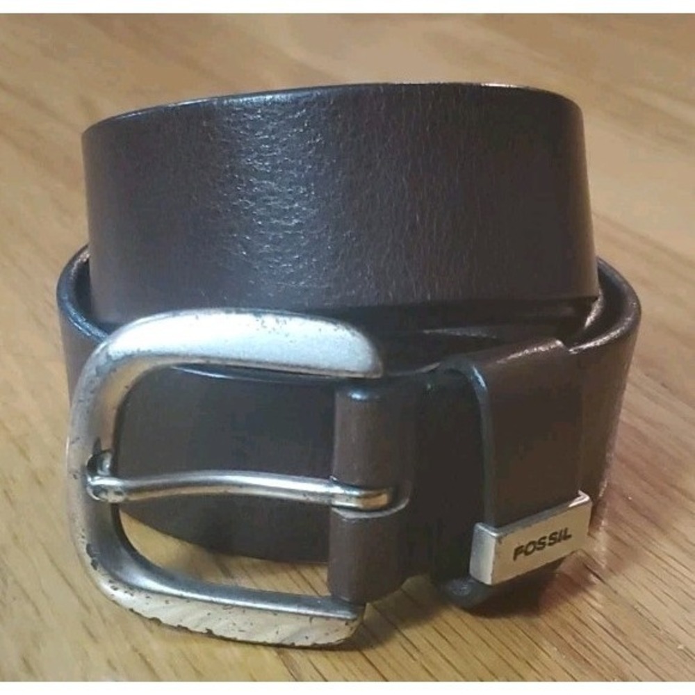 Fossil Leather Belt Mens Size Large‎ Brown Distressed Buckle
